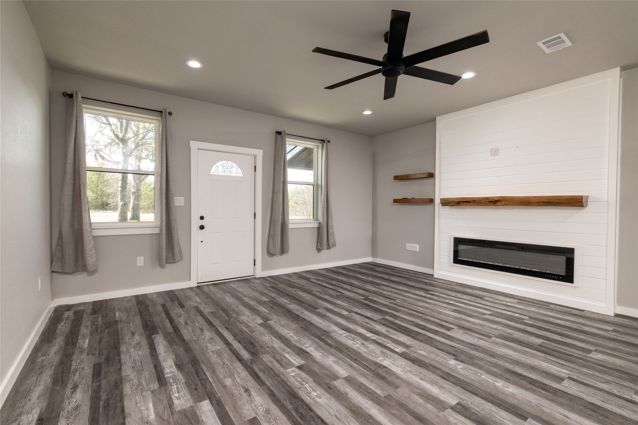 115 Valley Ridge Court Bridgeport TX 76426