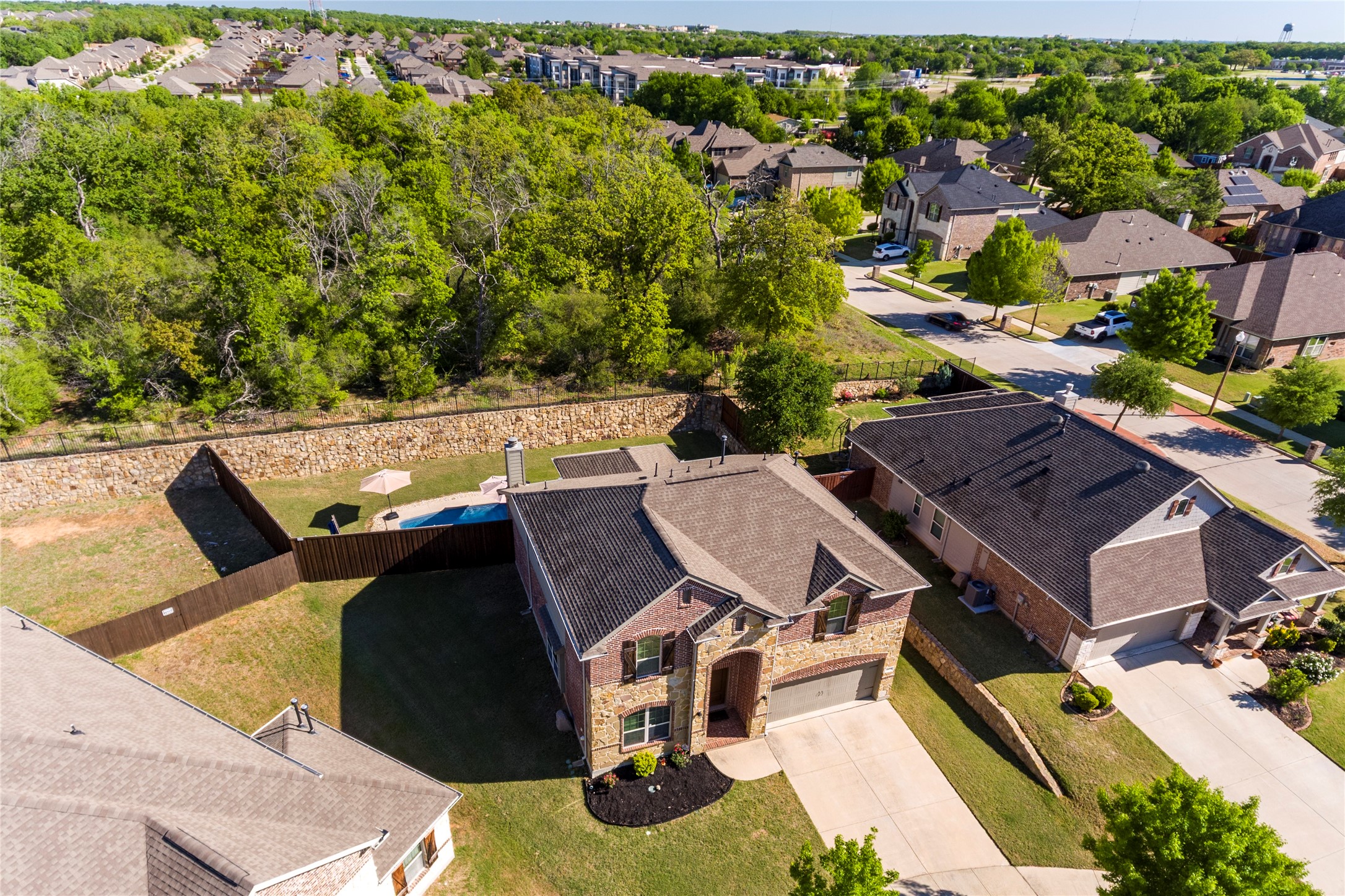 1909 Nob Hill Court Denton TX 76210