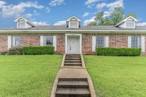 1706 Surrey Court Garland TX 75043