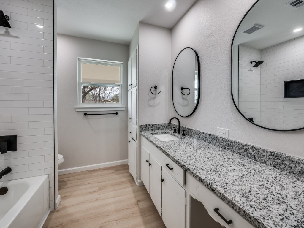 5916 Meredith Lane Edgecliff Village TX 76134