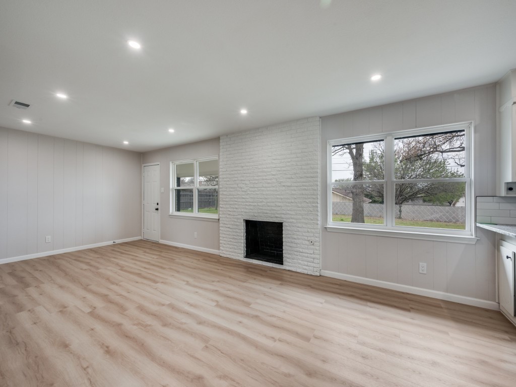 5916 Meredith Lane Edgecliff Village TX 76134
