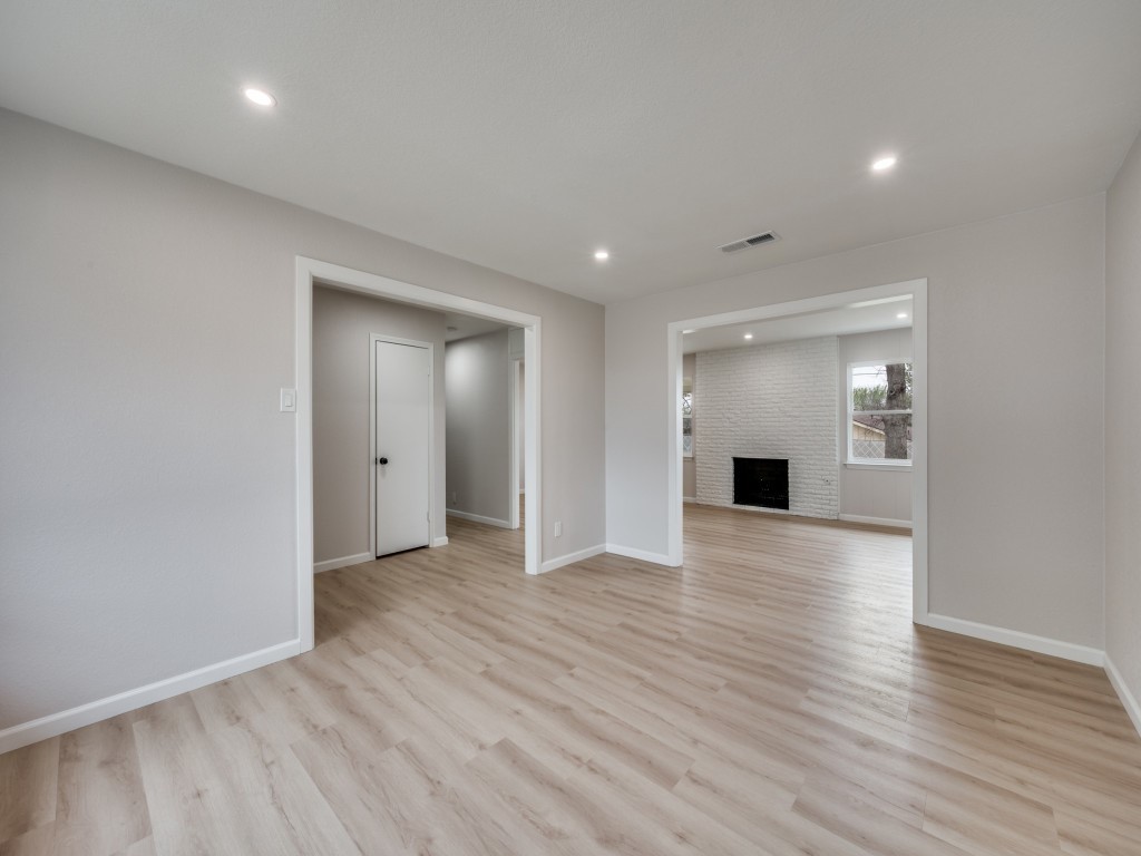 5916 Meredith Lane Edgecliff Village TX 76134