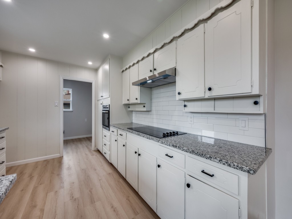 5916 Meredith Lane Edgecliff Village TX 76134