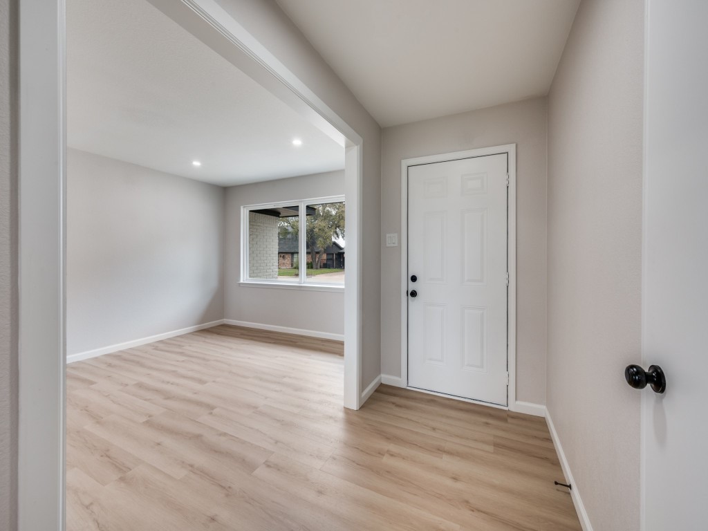 5916 Meredith Lane Edgecliff Village TX 76134