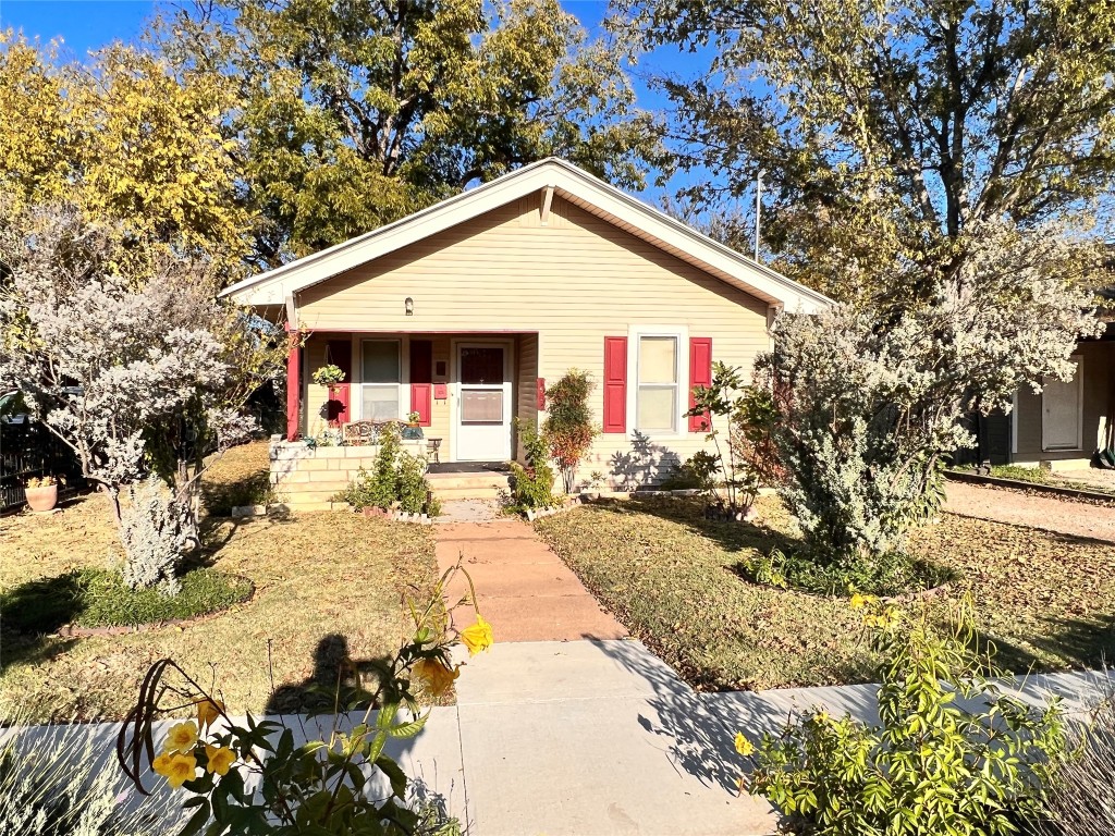 1506 4th Street Brownwood TX 76801