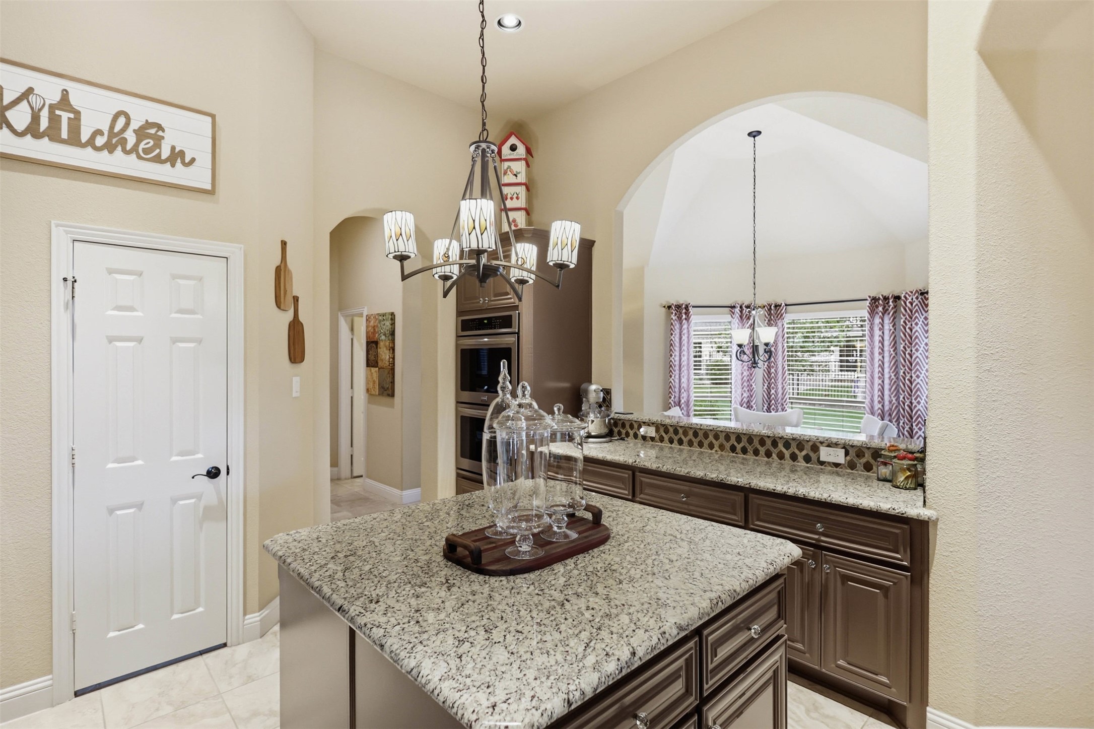 186 Las Colinas Trail Cross Roads TX 76227