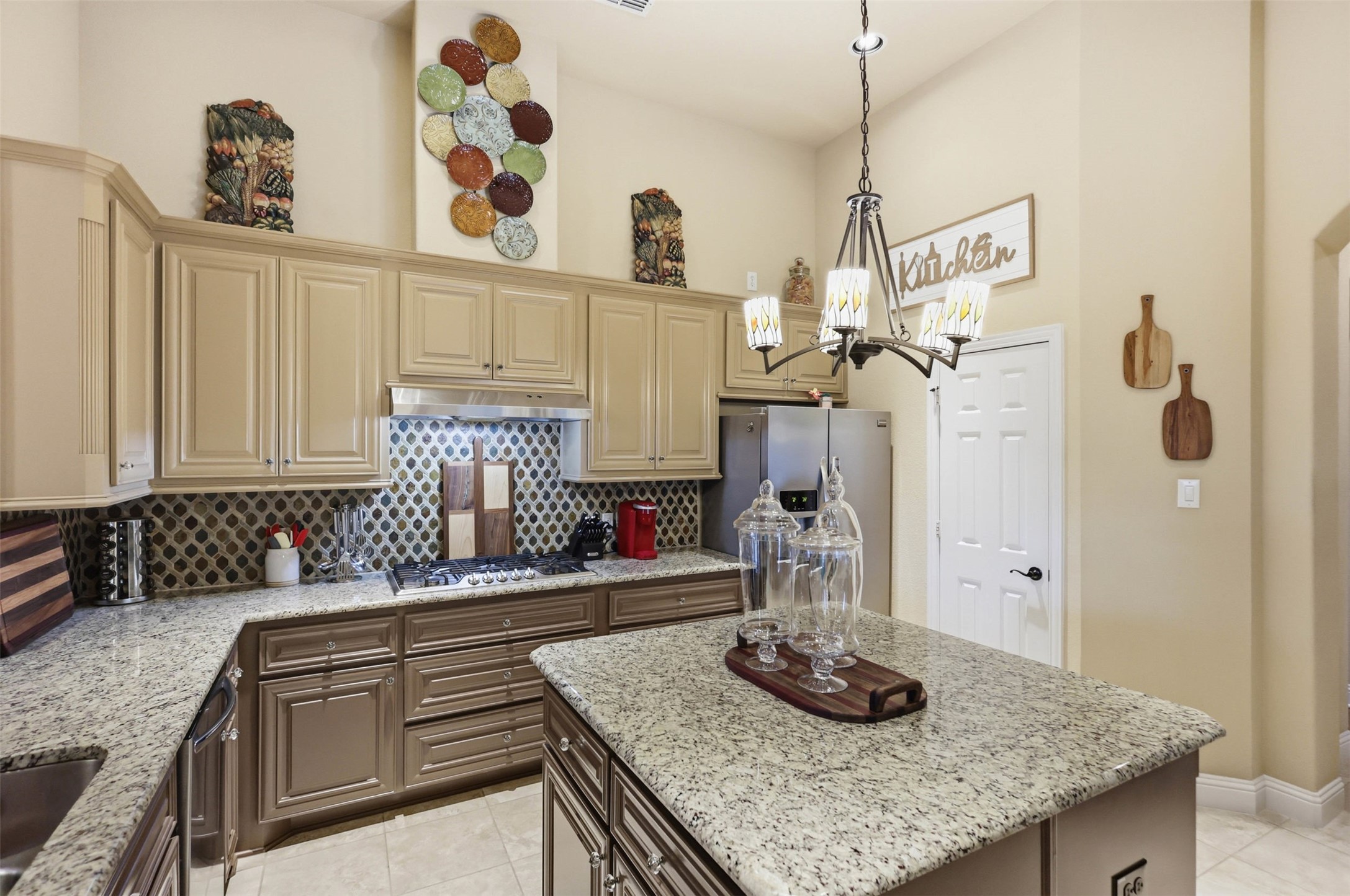 186 Las Colinas Trail Cross Roads TX 76227