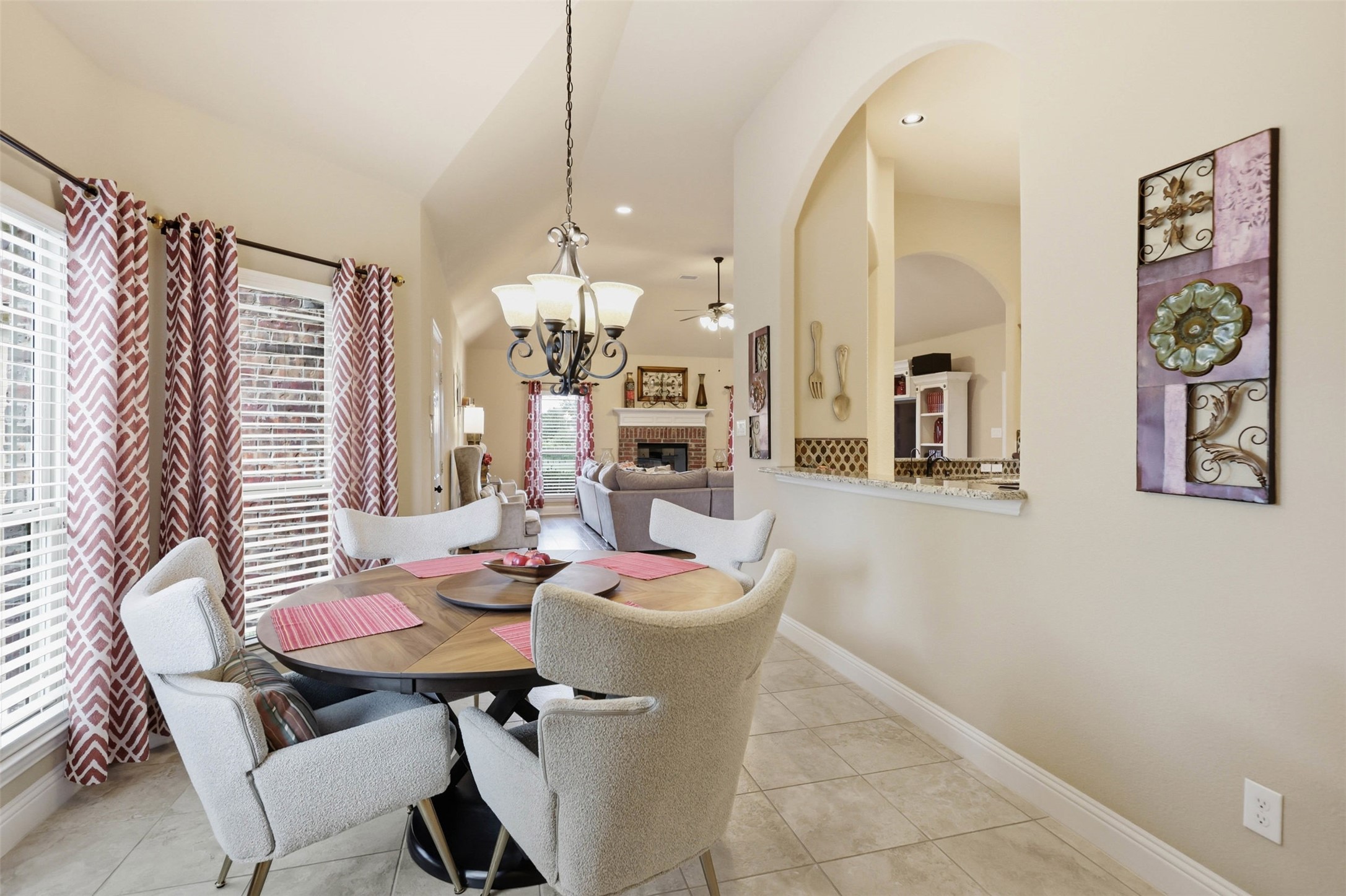 186 Las Colinas Trail Cross Roads TX 76227