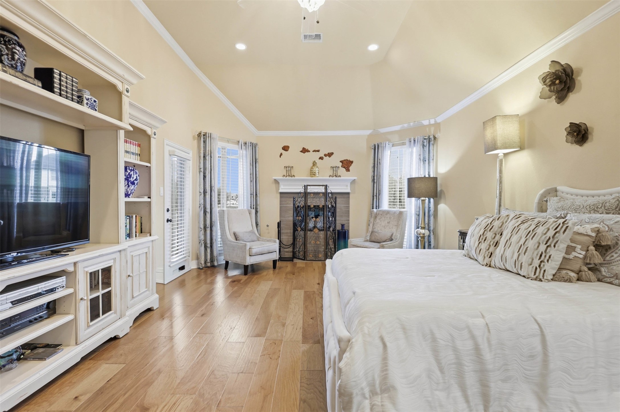 186 Las Colinas Trail Cross Roads TX 76227