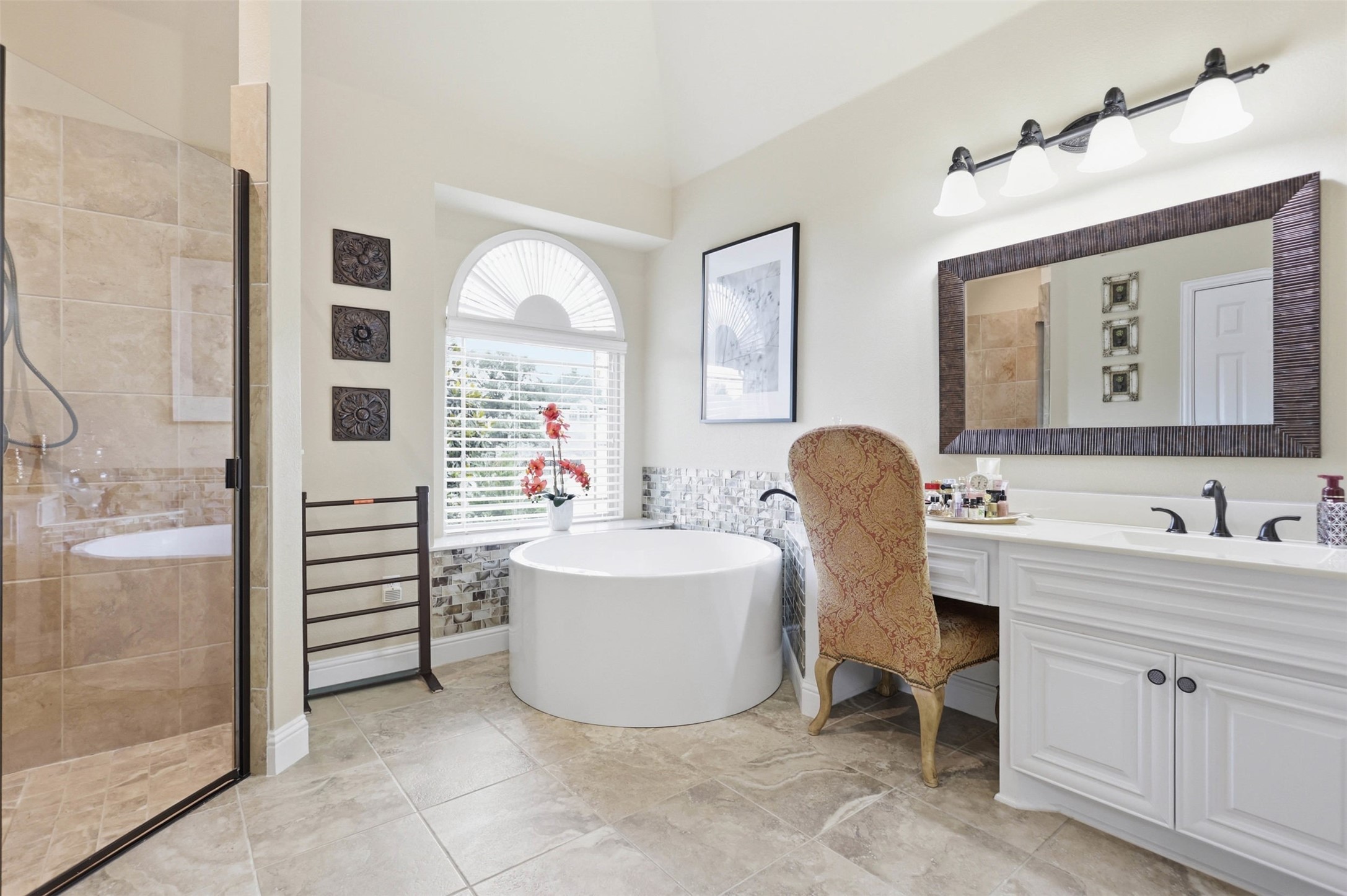 186 Las Colinas Trail Cross Roads TX 76227