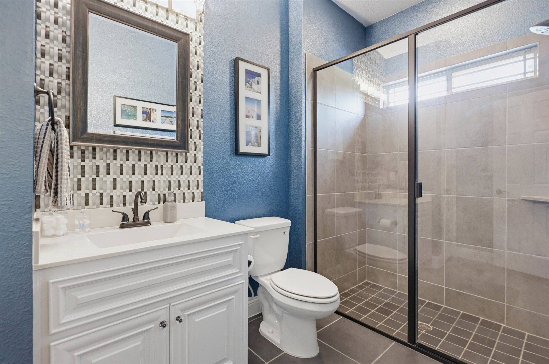 186 Las Colinas Trail Cross Roads TX 76227
