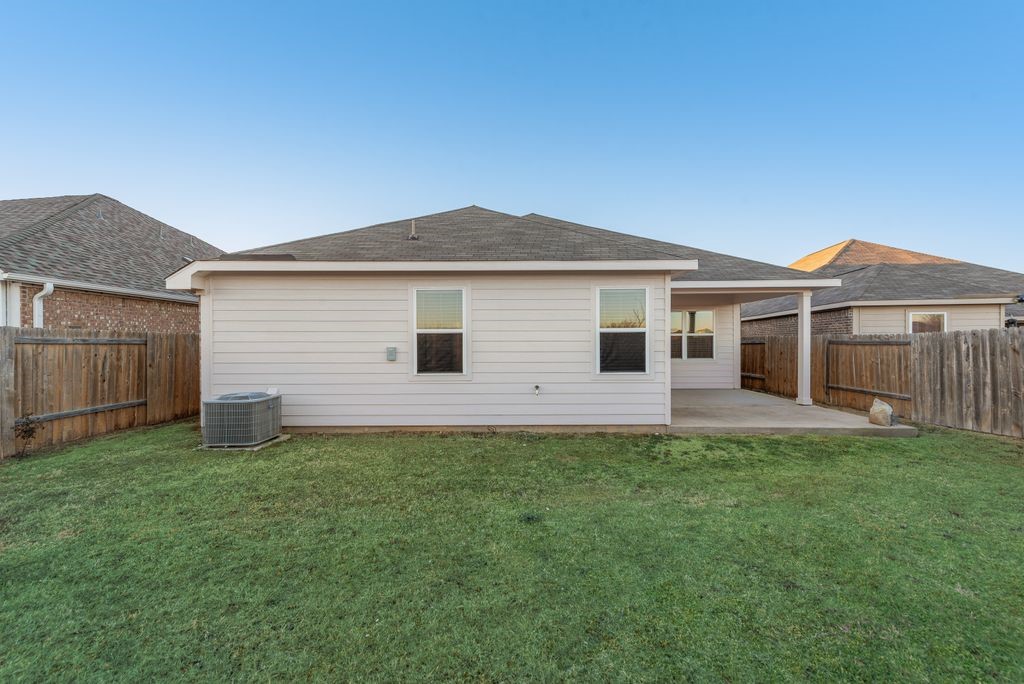 4201 Antioch Street Crowley TX 76036