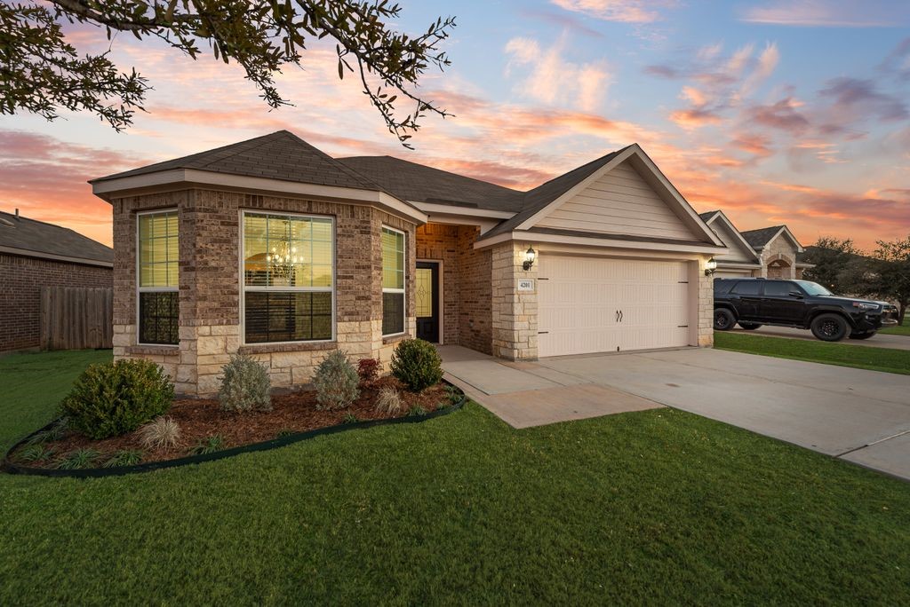 4201 Antioch Street Crowley TX 76036
