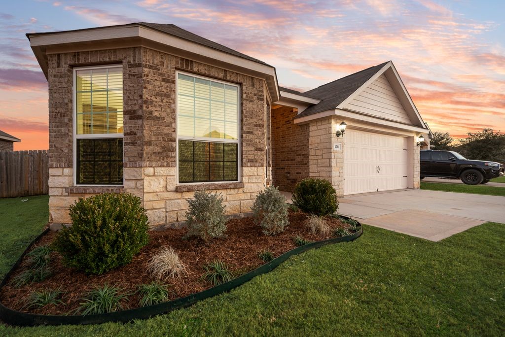 4201 Antioch Street Crowley TX 76036