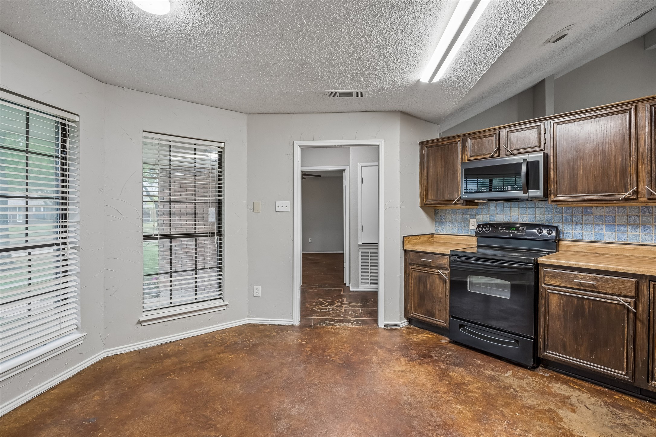 2221 Brookside Drive Rowlett TX 75088