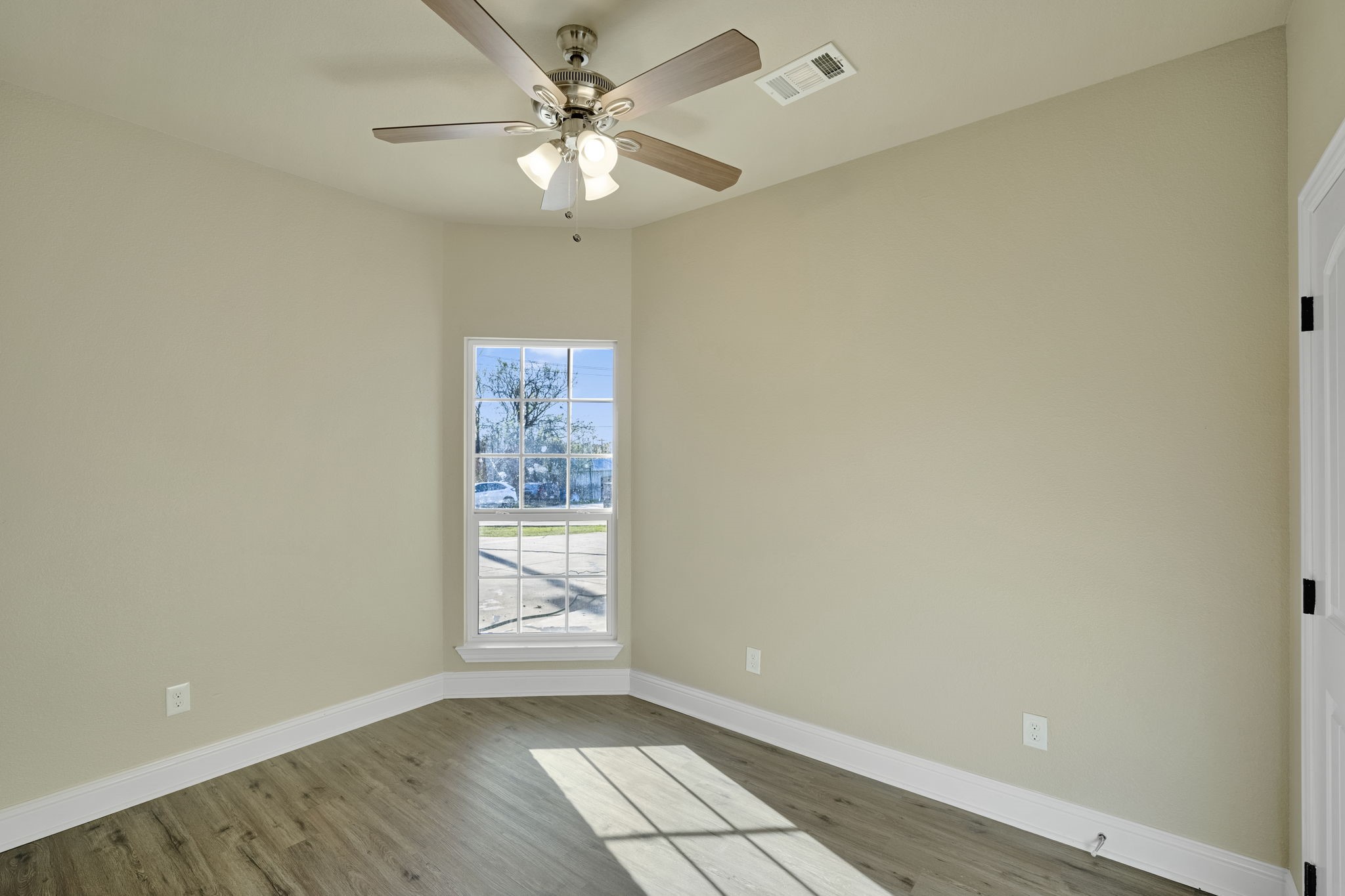 110 S Watson Street Alvarado TX 76009