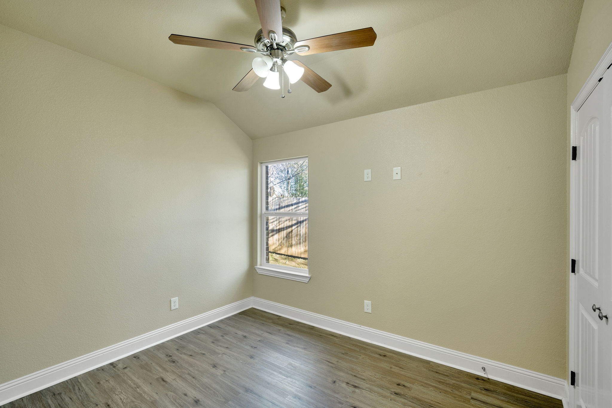 110 S Watson Street Alvarado TX 76009