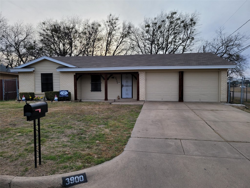 3900 Hilldale Road Fort Worth TX 76119