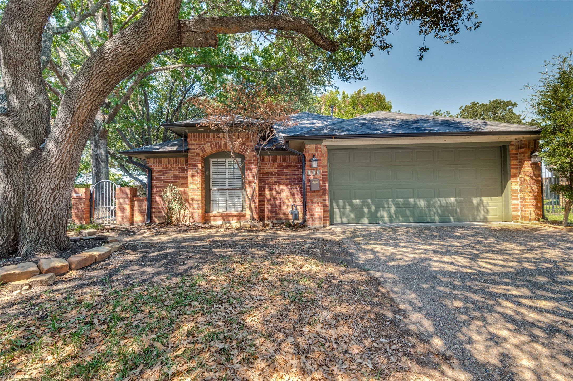 300 Ricker Court Irving TX 75061