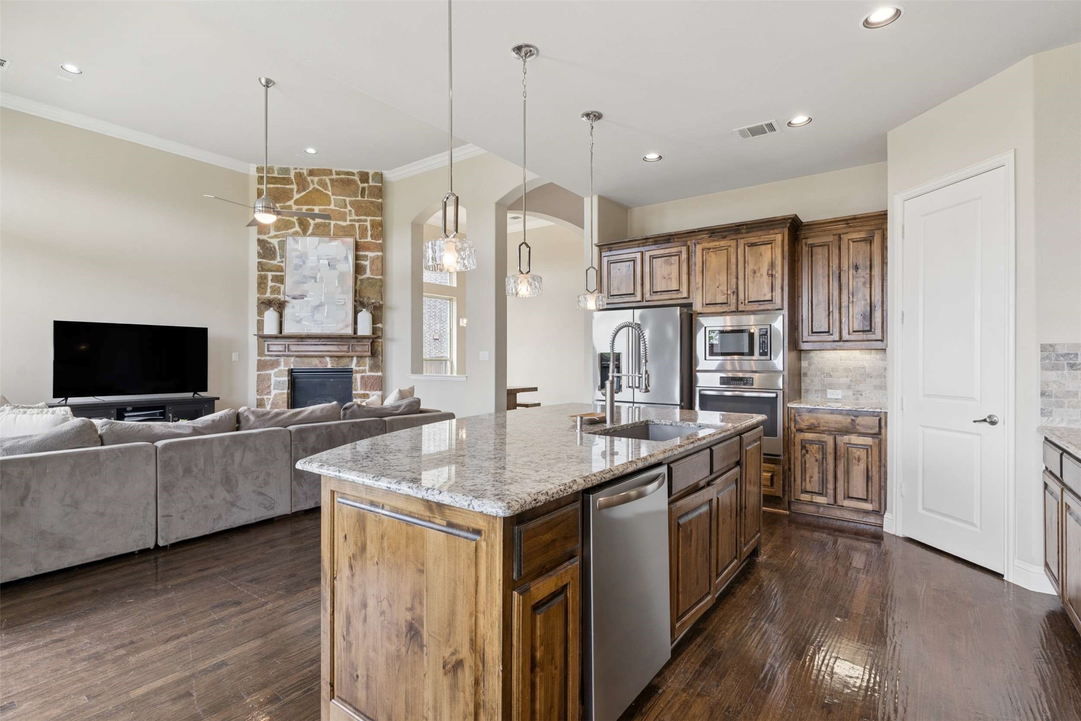 2689 Forest Breeze Drive Frisco TX 75034