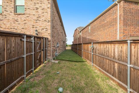 7803 Norway Mews Rowlett TX 75089