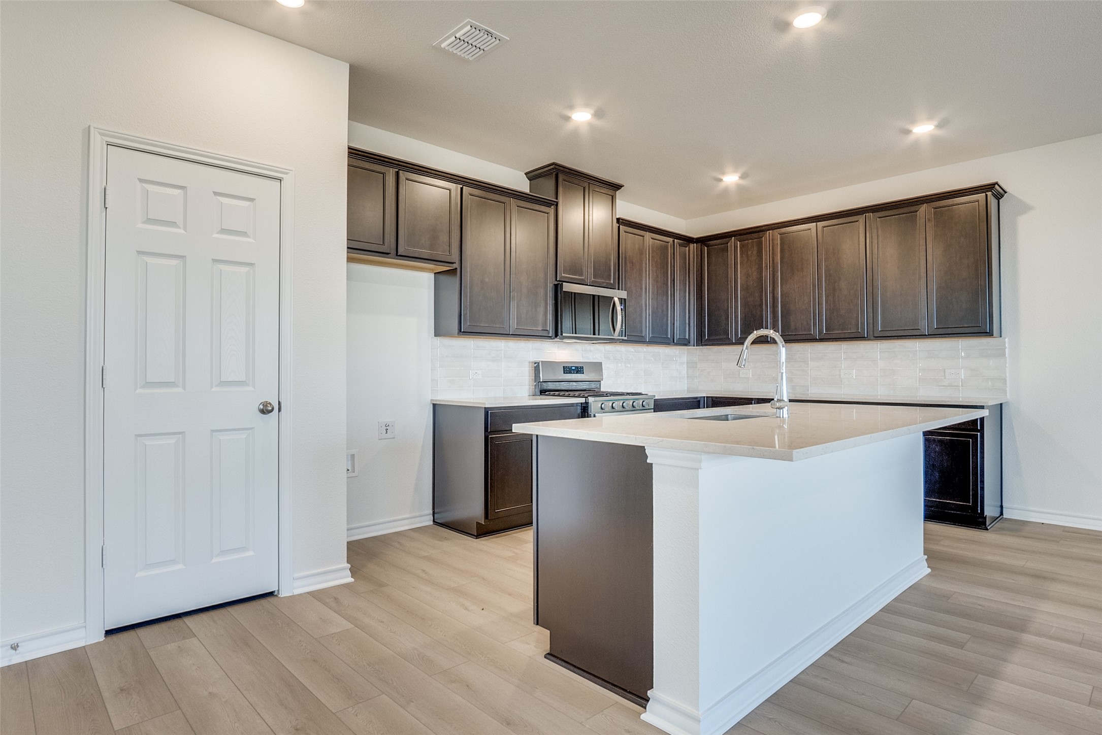 329 Fallbrook Drive Aledo TX 76008