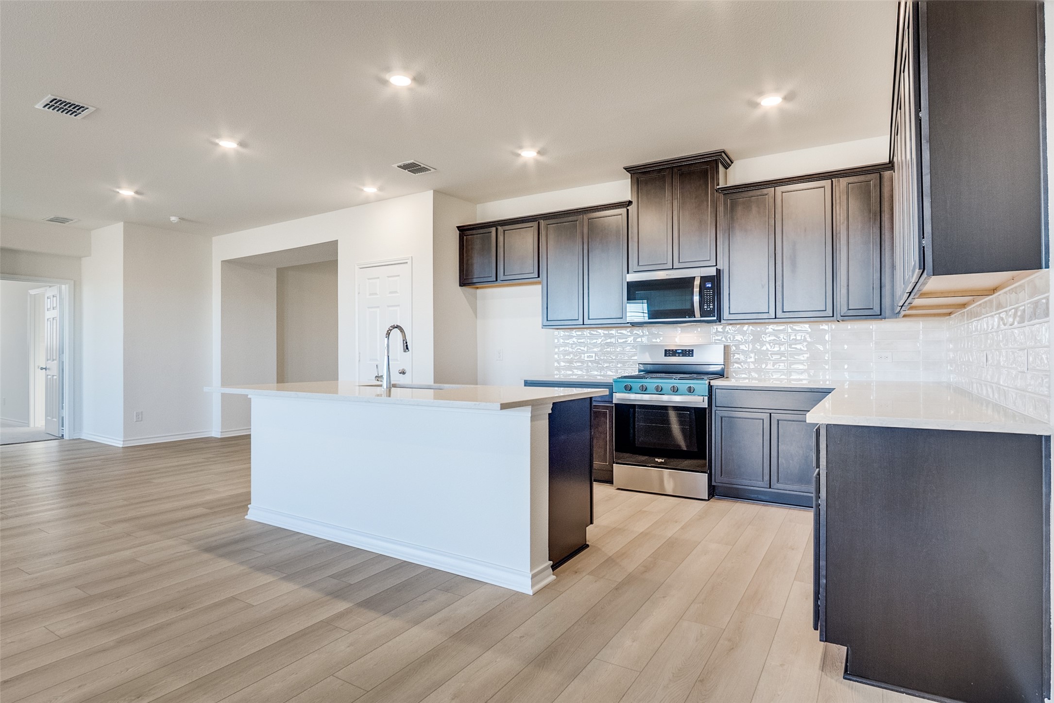 329 Fallbrook Drive Aledo TX 76008
