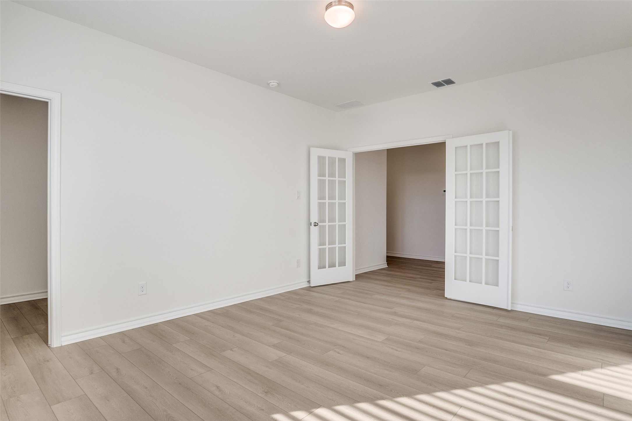 329 Fallbrook Drive Aledo TX 76008