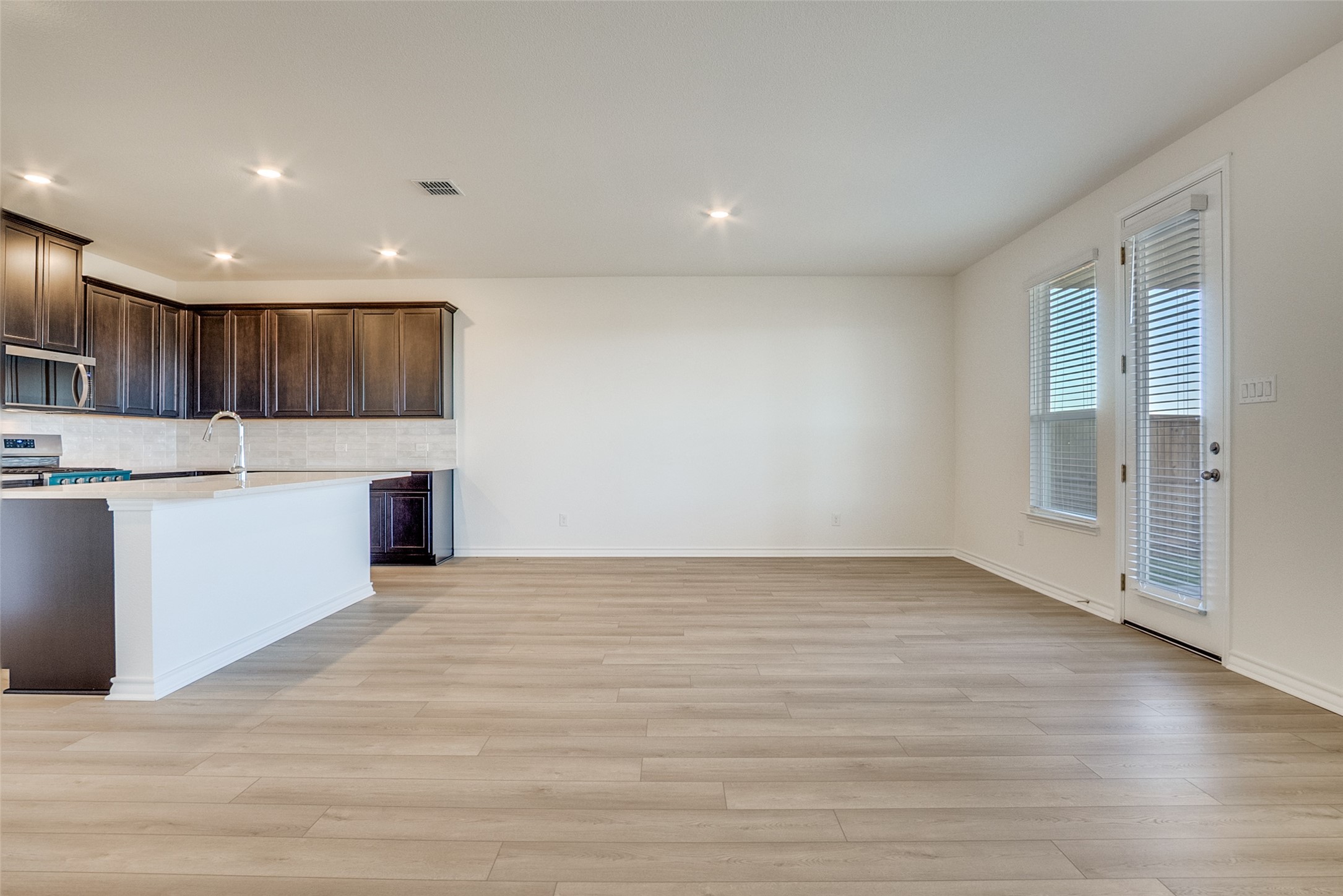 329 Fallbrook Drive Aledo TX 76008