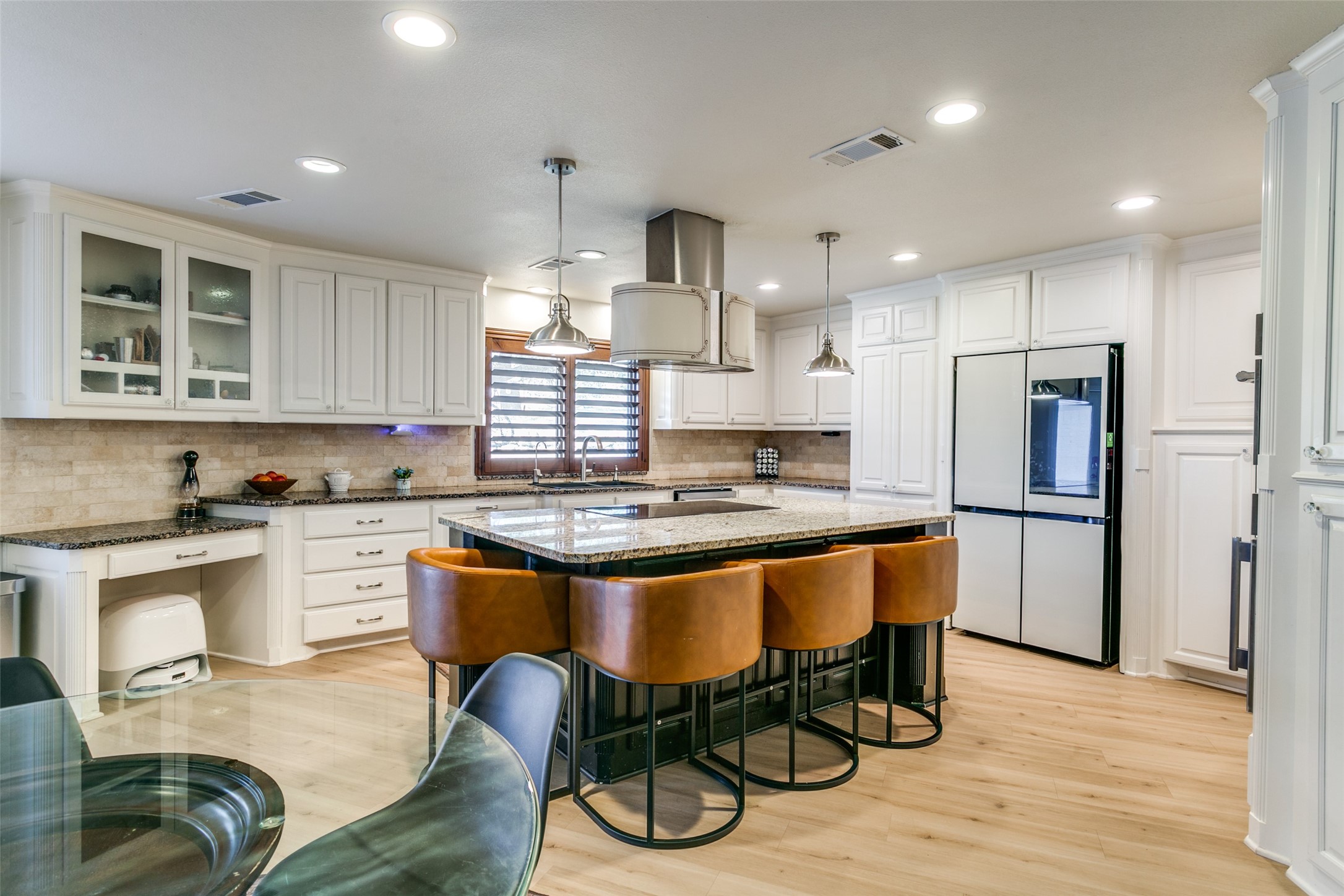 5933 Steve Court Westlake TX 76262