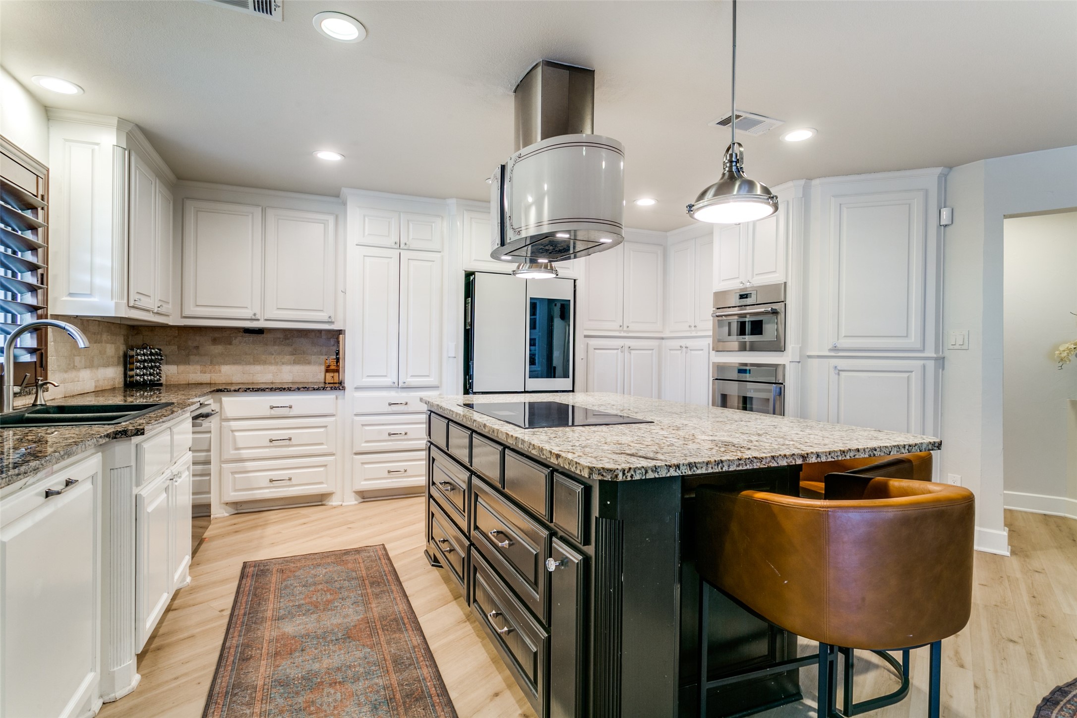 5933 Steve Court Westlake TX 76262