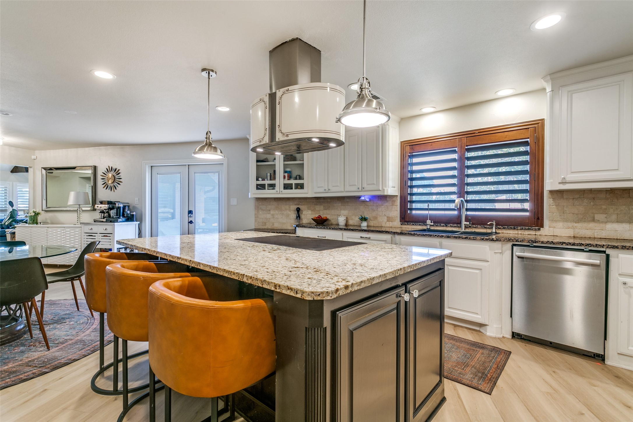 5933 Steve Court Westlake TX 76262