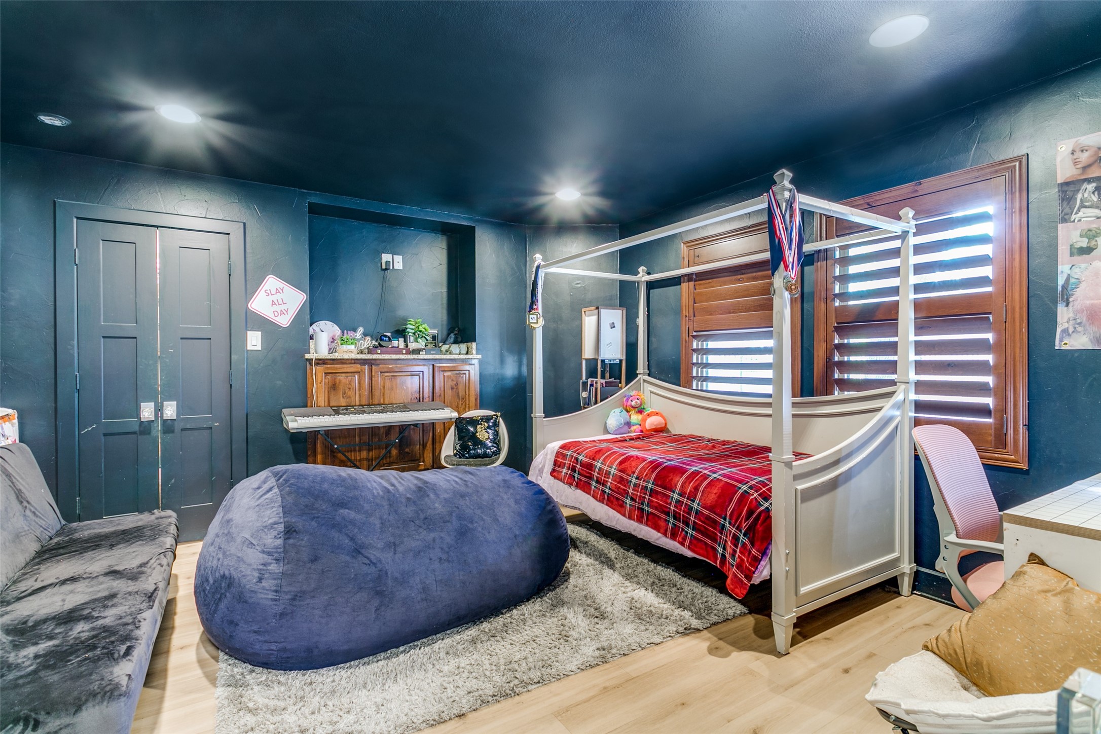 5933 Steve Court Westlake TX 76262