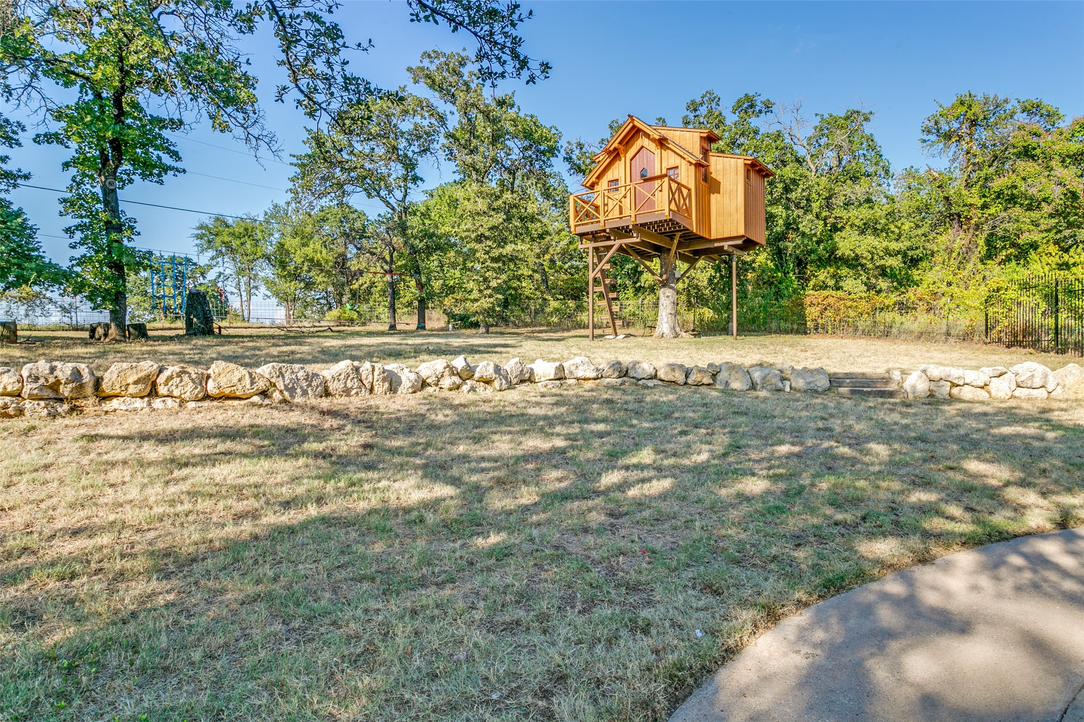 5933 Steve Court Westlake TX 76262