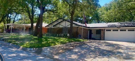 215 N Wisteria Street Mansfield TX 76063