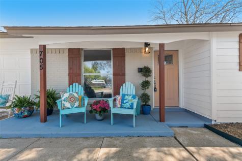 705 SW Sunnybrook Drive Burleson TX 76028