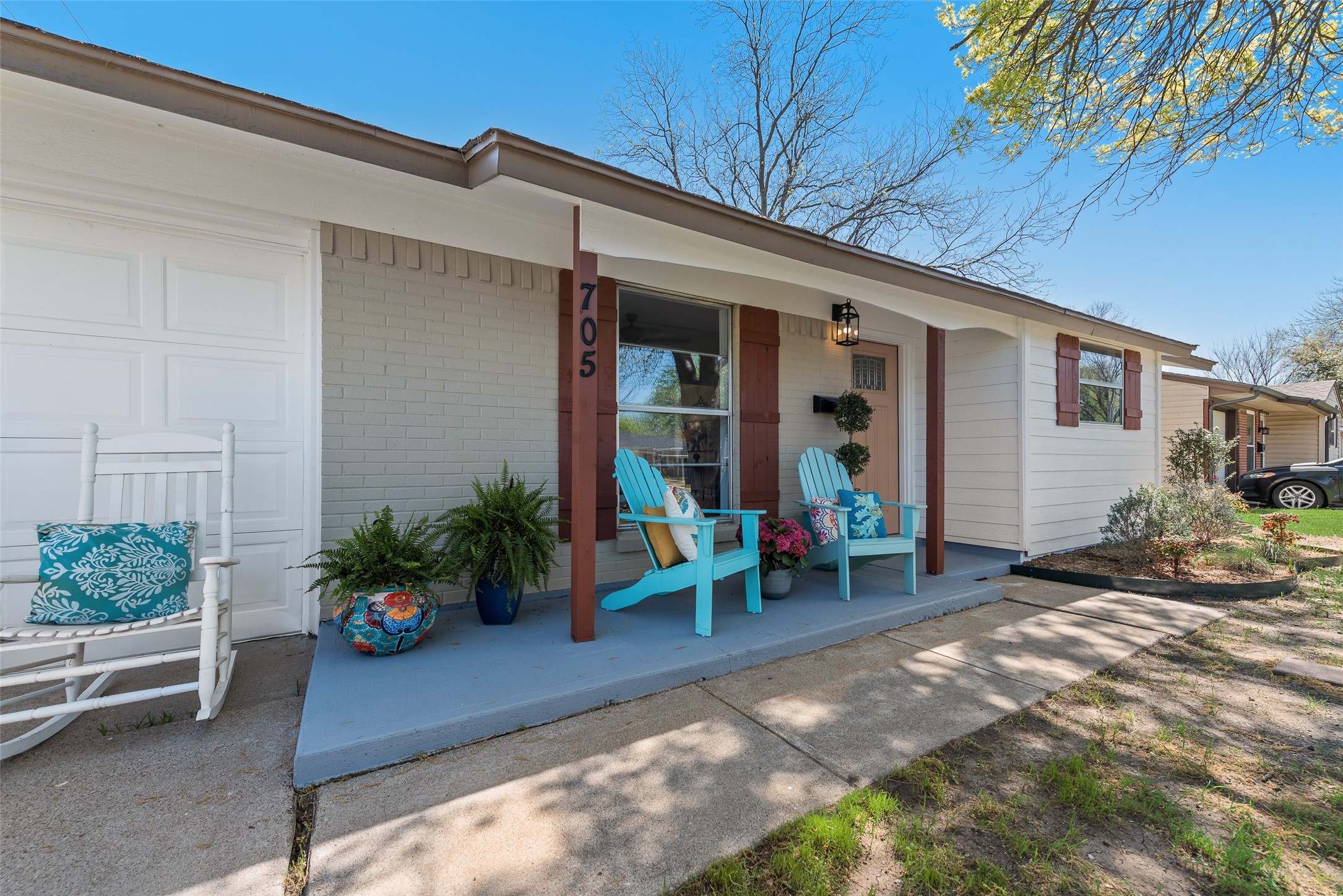 705 SW Sunnybrook Drive Burleson TX 76028