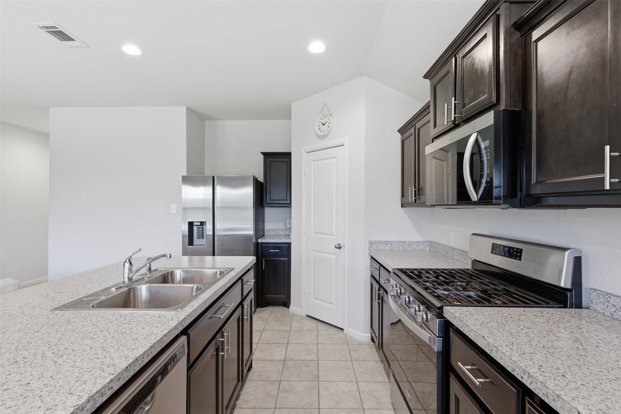 16617 Portage Street Justin TX 76247