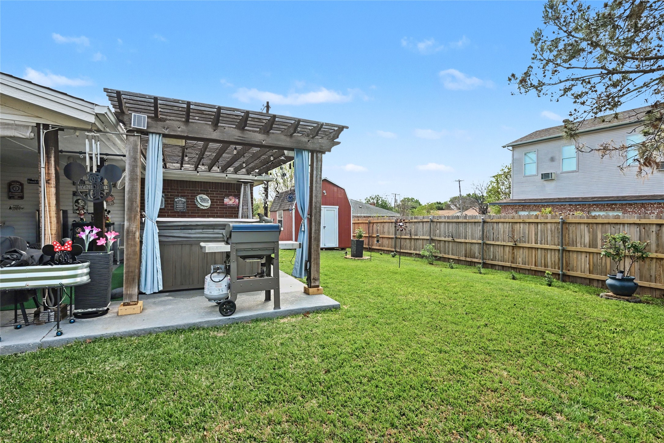 6056 Hillglen Drive Watauga TX 76148