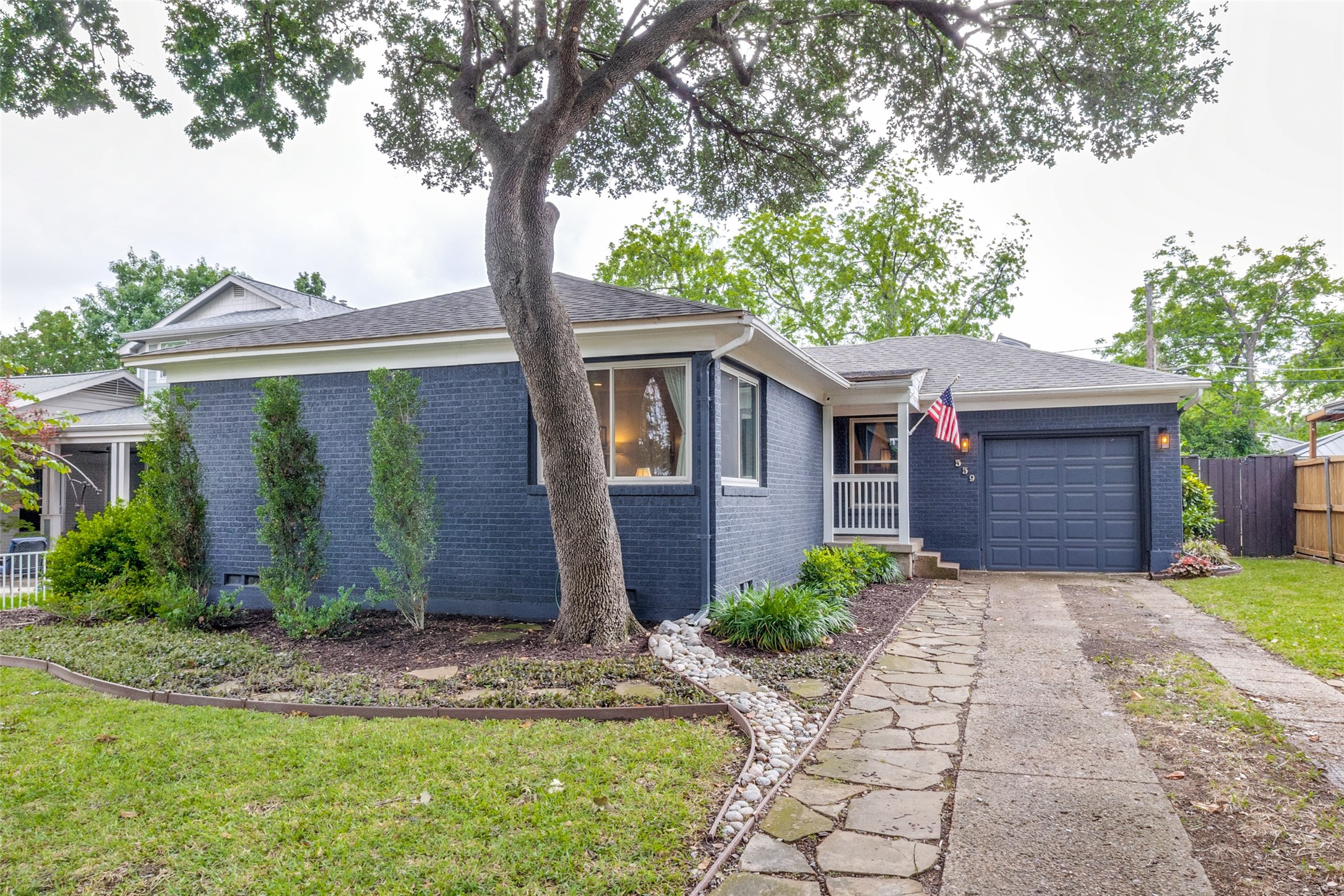 559 Aqua Drive Dallas TX 75218