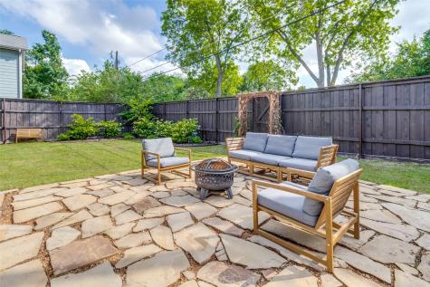559 Aqua Drive Dallas TX 75218