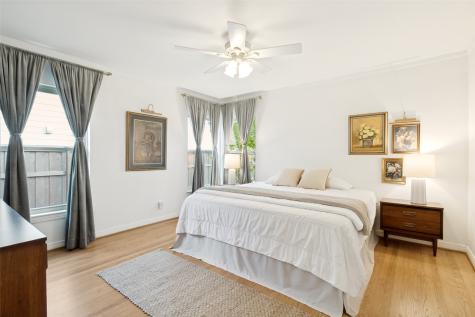 559 Aqua Drive Dallas TX 75218