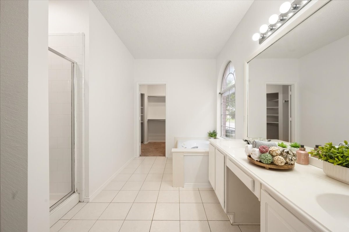 4805 Parkmount Drive Fort Worth TX 76137