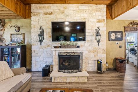 12102 Cedar Rock Parkway Crawford TX 76638