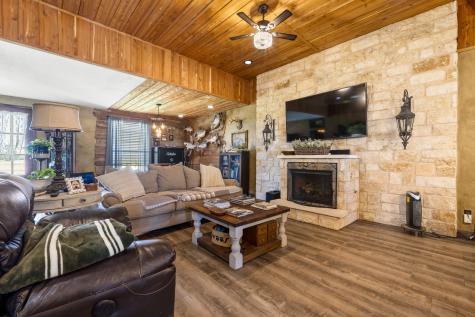 12102 Cedar Rock Parkway Crawford TX 76638