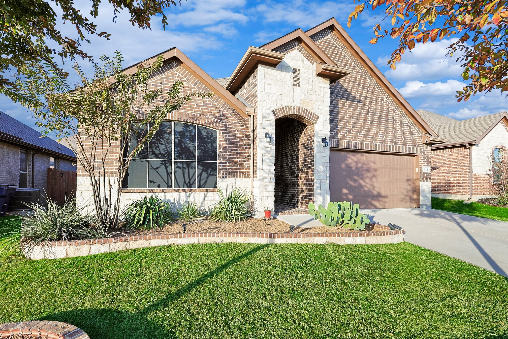 125 Wagon Mound Waxahachie TX 75167