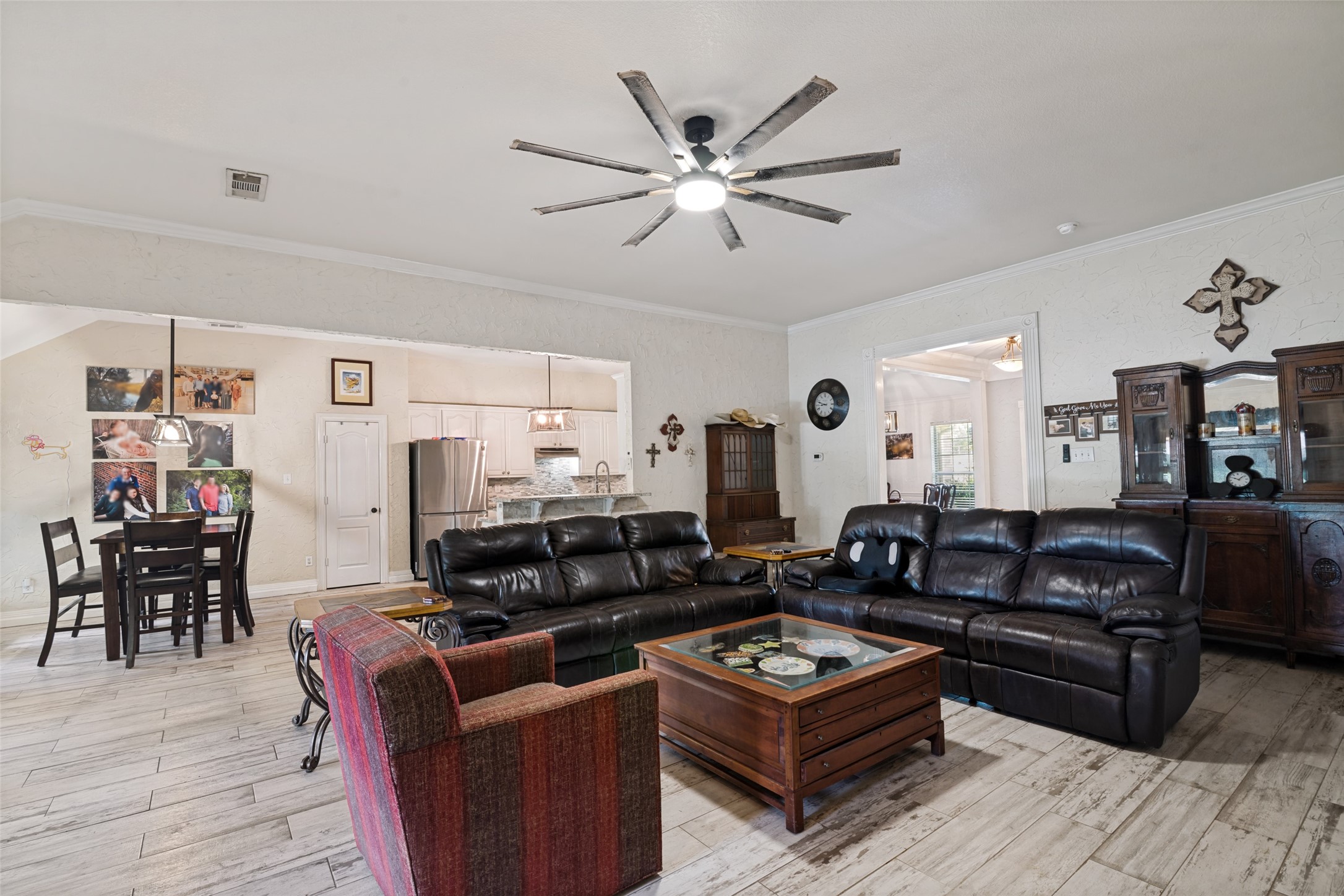 18584 County Road 543 Nevada TX 75173