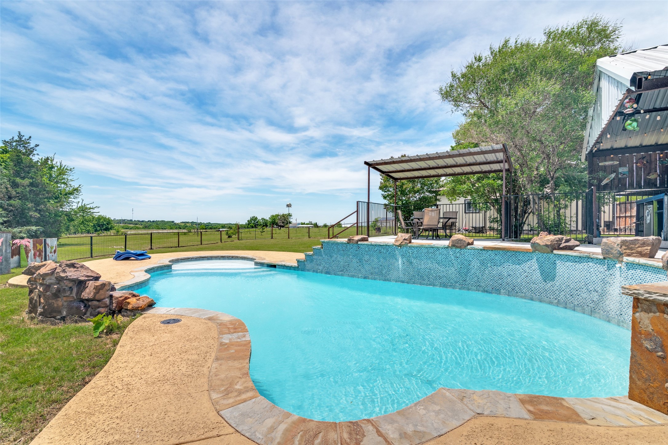 18584 County Road 543 Nevada TX 75173