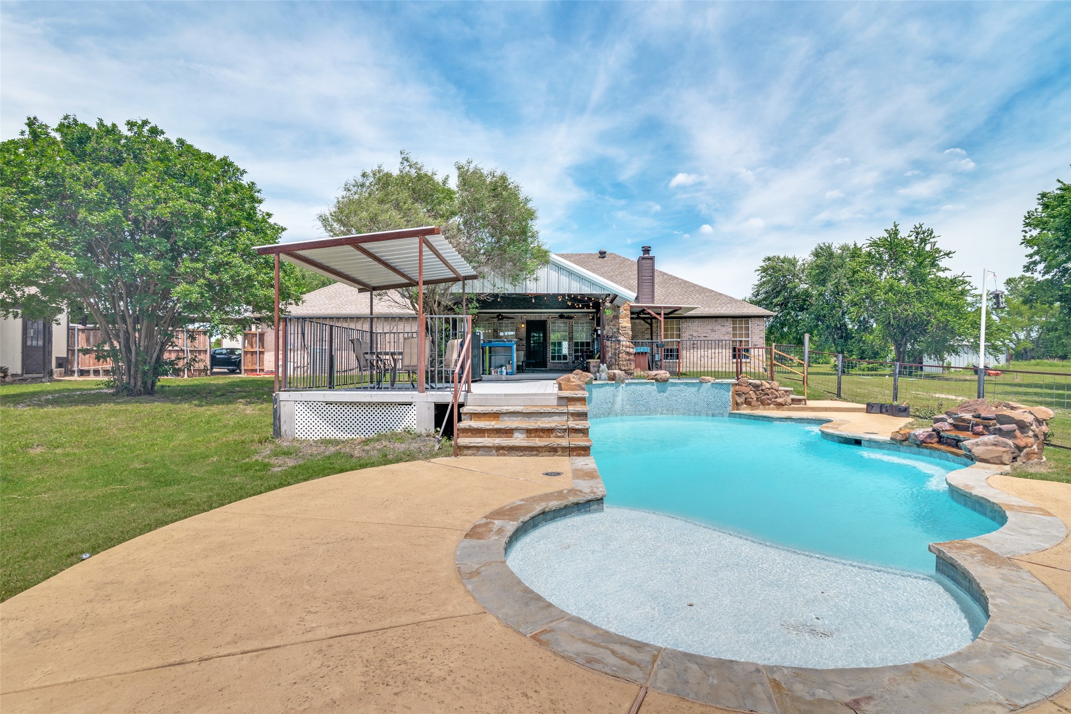 18584 County Road 543 Nevada TX 75173
