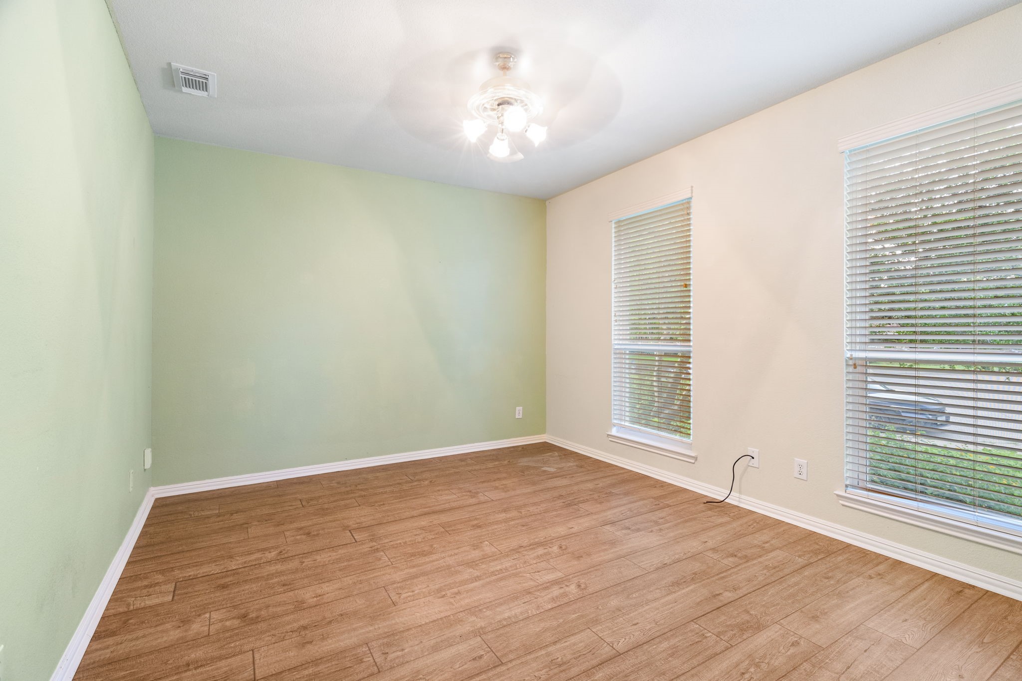 1628 Snowmass Place Lewisville TX 75077